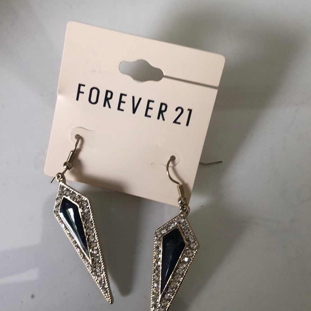 Spike dangle earrings